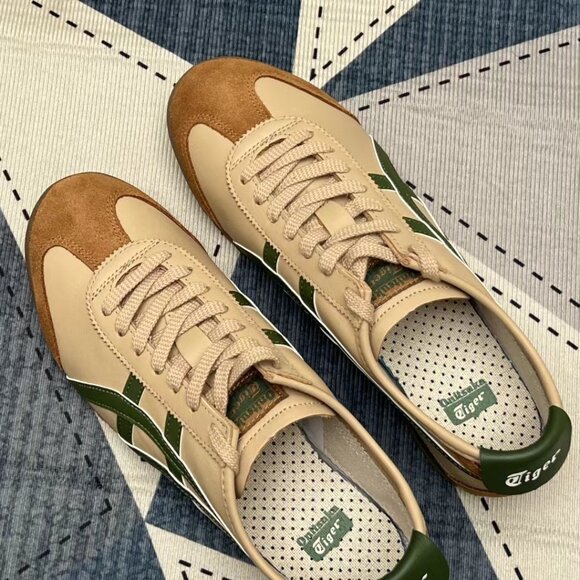 Onitsuka Tiger Men's Casual Sneakers [Multiple Sizes] - Picture 3 of 8